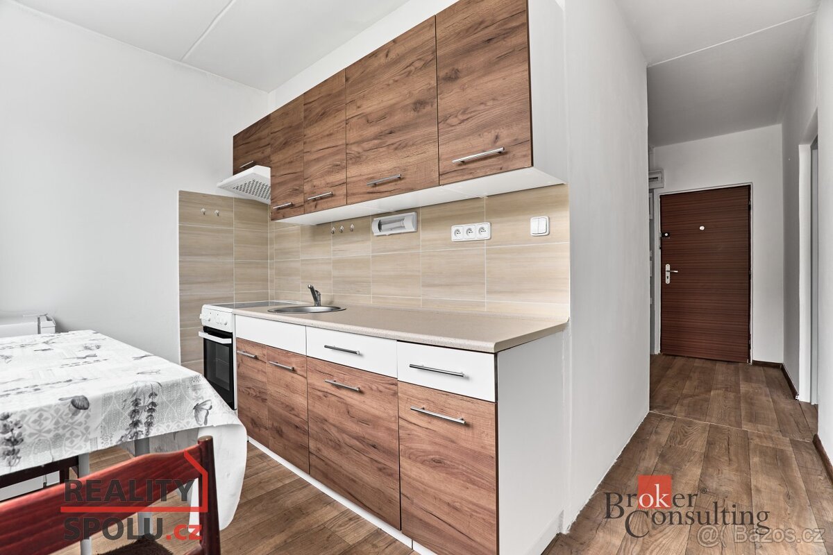 Pronájem, byty/2+1, 52 m2, Barvířská, Kraslice, Sokolov [ID 