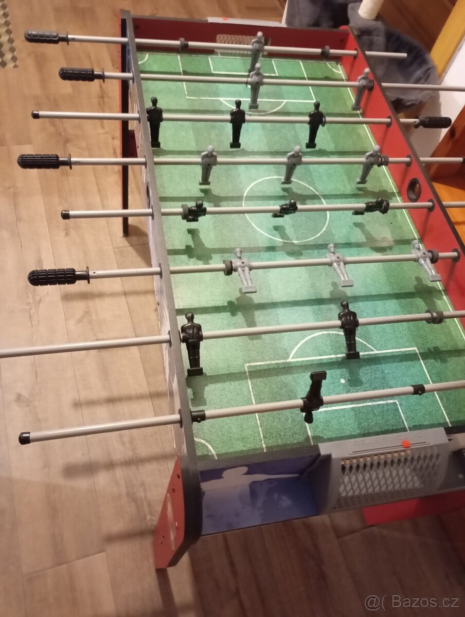 Stolní fotbálek
