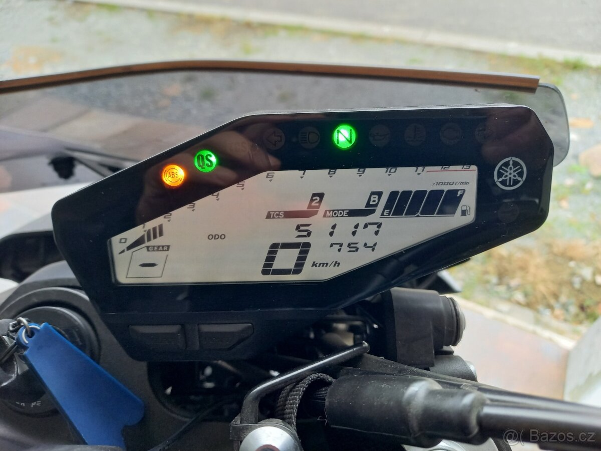 MT09