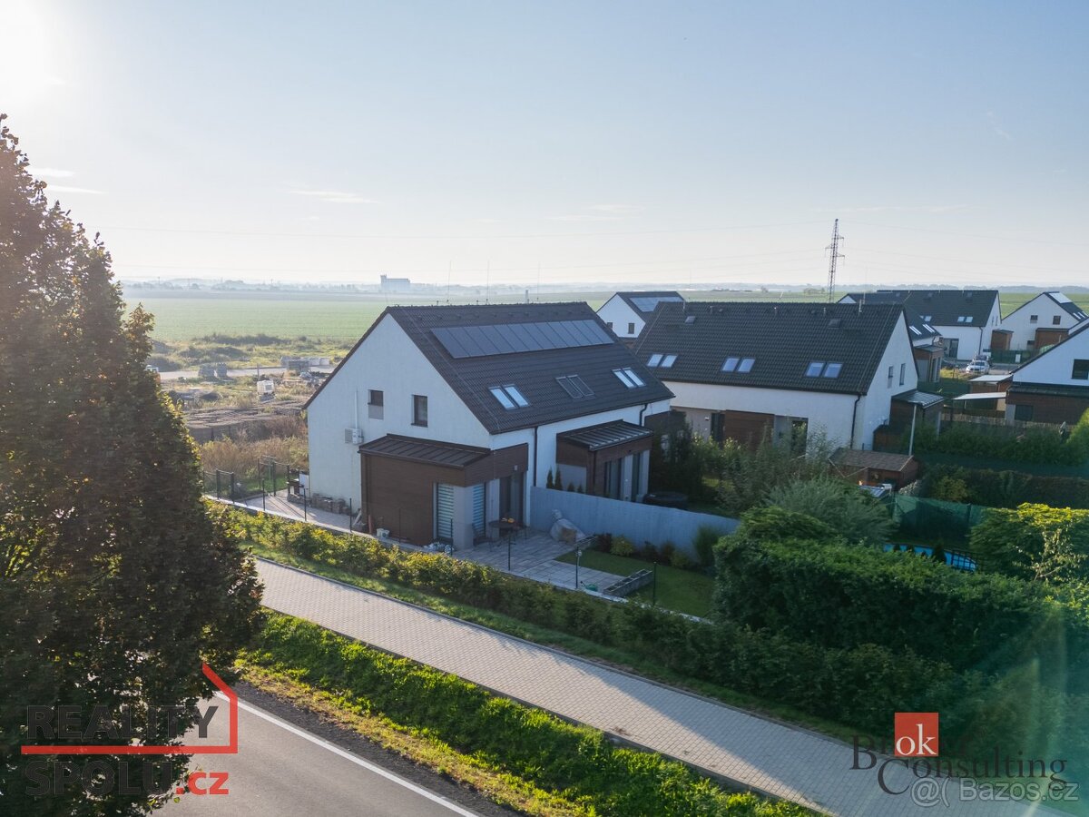 Prodej, byty/3+kk, 102 m2, Rodov 96, 50303 Smiřice, Hradec K