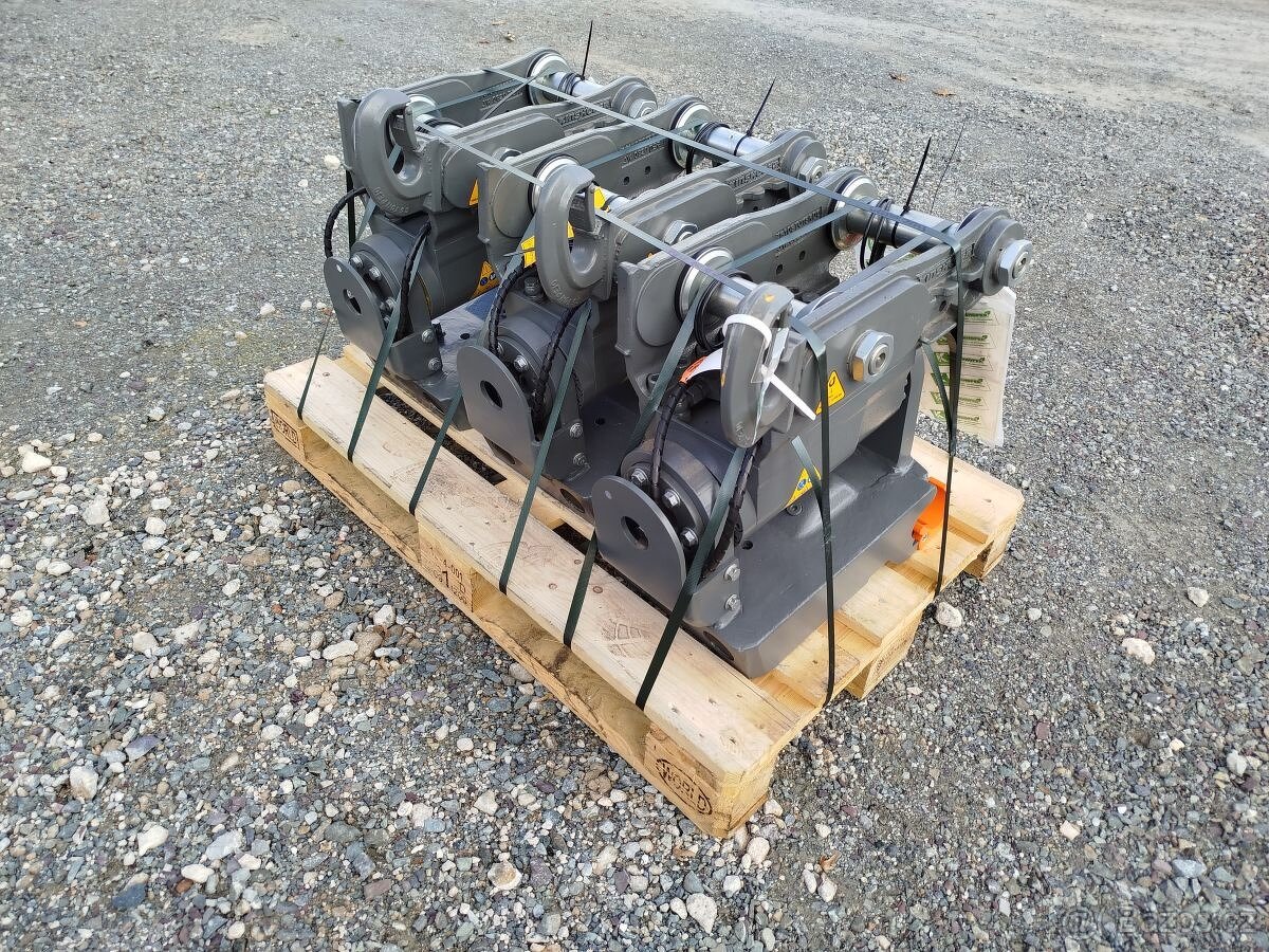 Hydr. rychloupínák zn:Lehnhoff HS 08+Powertilt Kinshofer