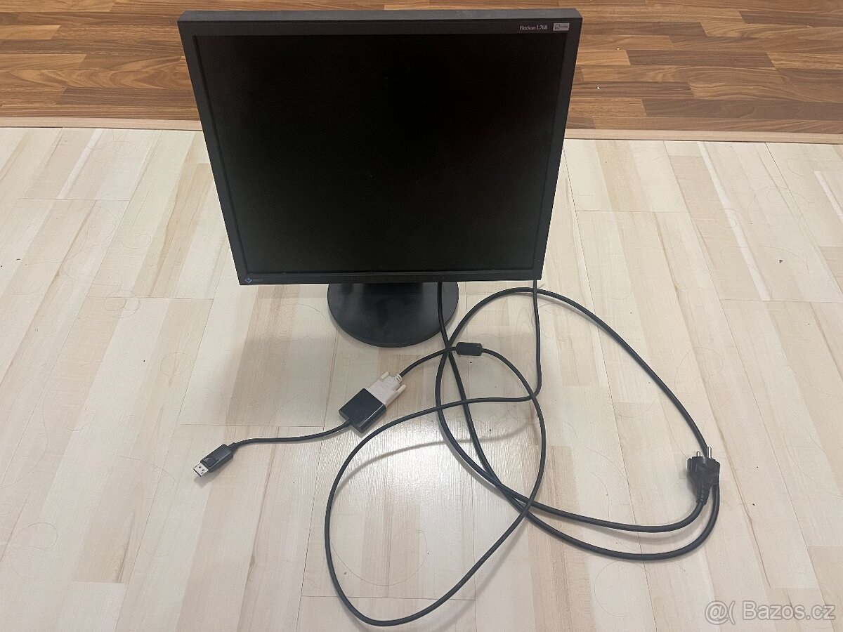 Prodám Eizo FlexScan L768 s redukcí z VGA na DisplayPort