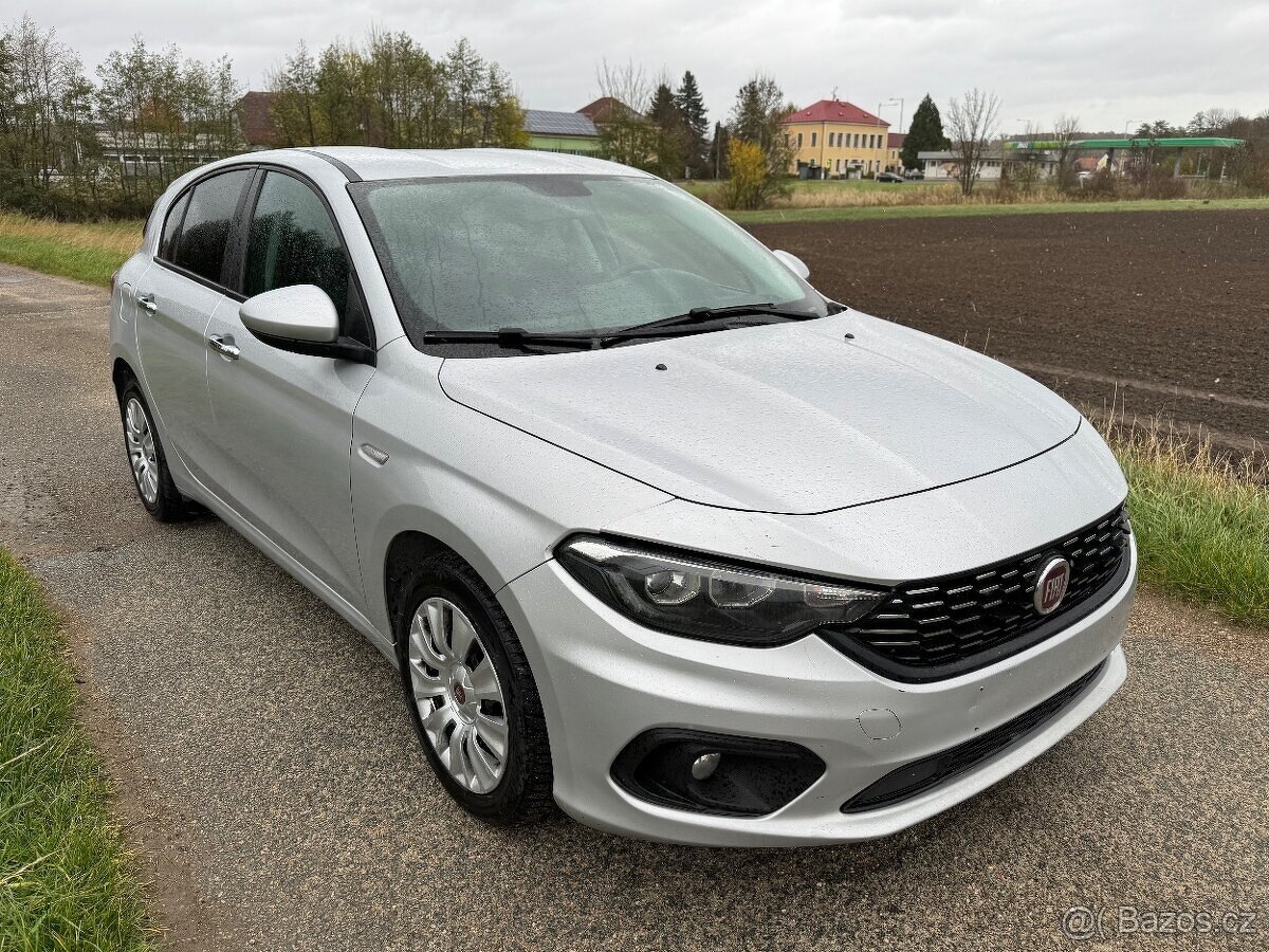Fiat Tipo 1.6 JTD MULTIJET 88kw, 112.000km, LEHCE POŠKOZENÉ