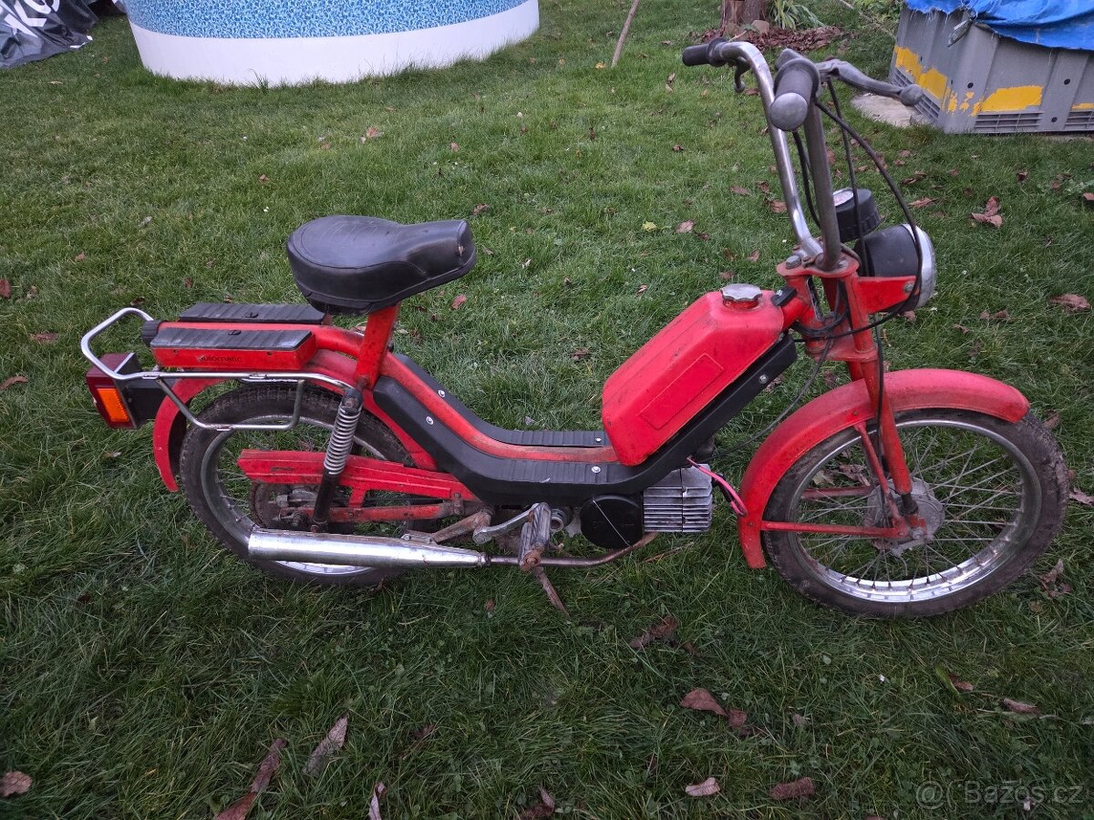 Babetta 210 s kartičkou, červená 5.