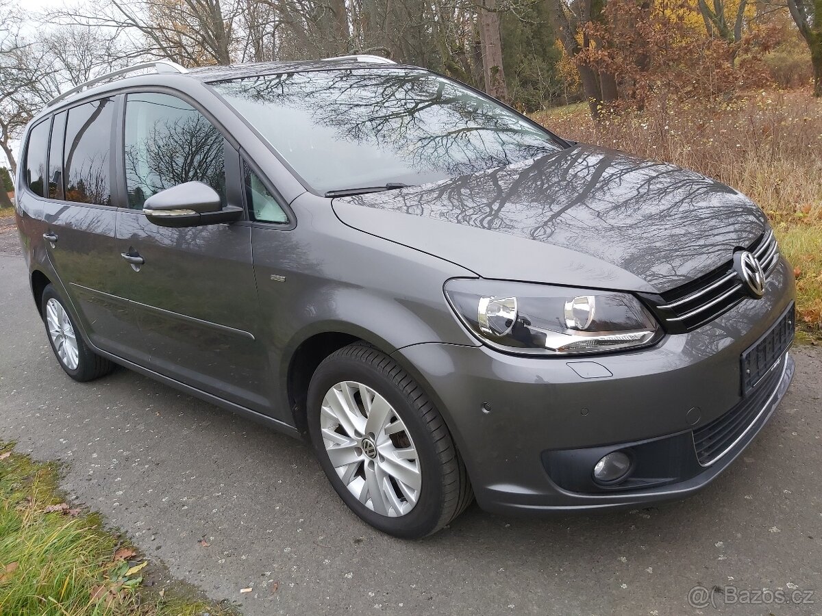 Volkswagen Touran 2.0 103 kw Life, 2013