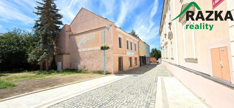 RD s garáží a zahradou Tachov, ul. K Náměstí