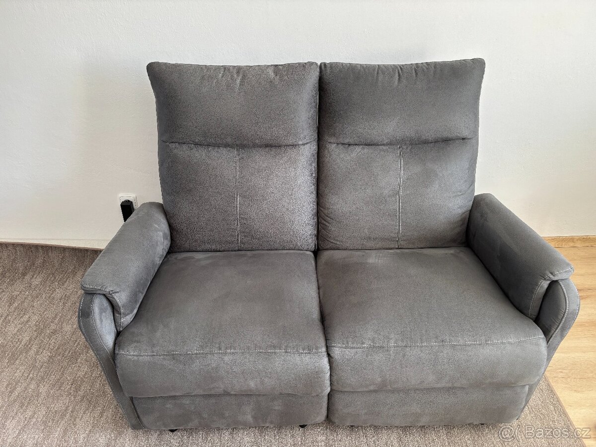 Pohovka ABILDSKOV polohovací šedá