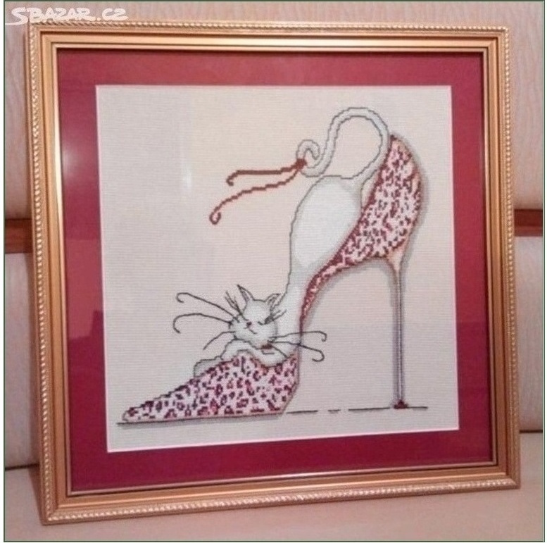 Prodám 2 nové, ručně vyšívané zarámované obrazy.