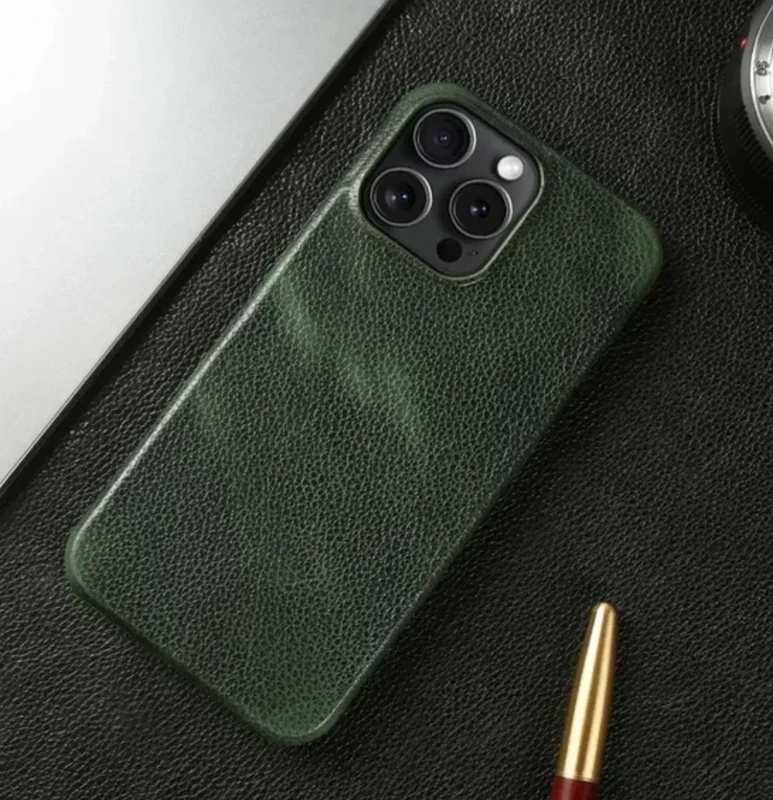 Zelené pouzdro iphone 15 Pro z pravé kůže