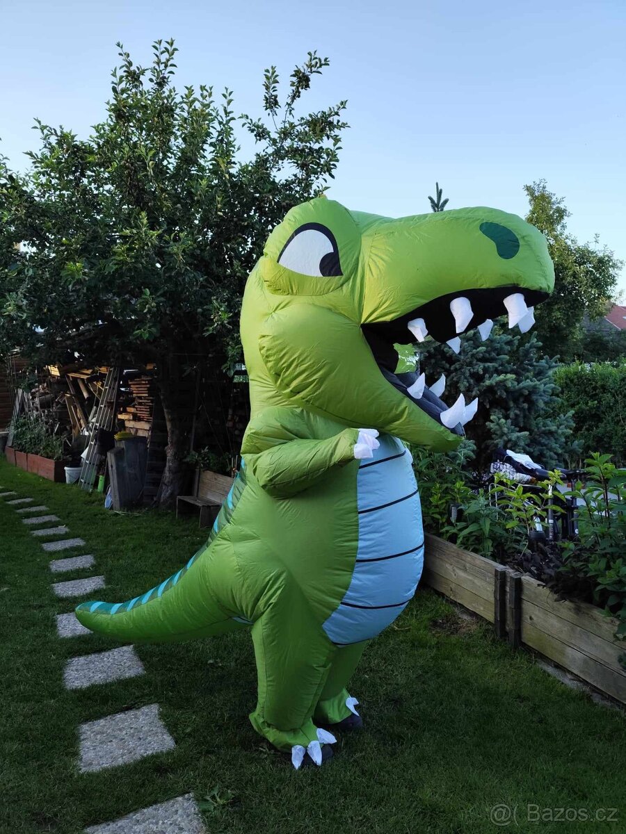 Dino dráček krokodýl kostým na karneval, maškarní