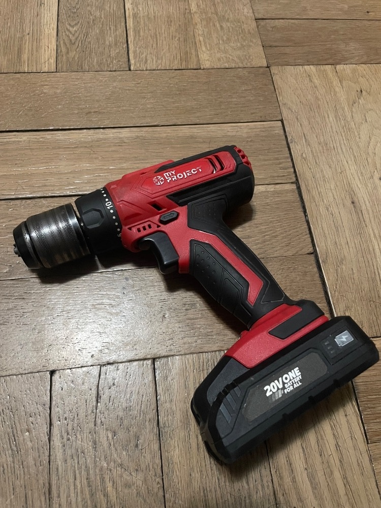 Aku vrtačka 20V + 2AH baterie