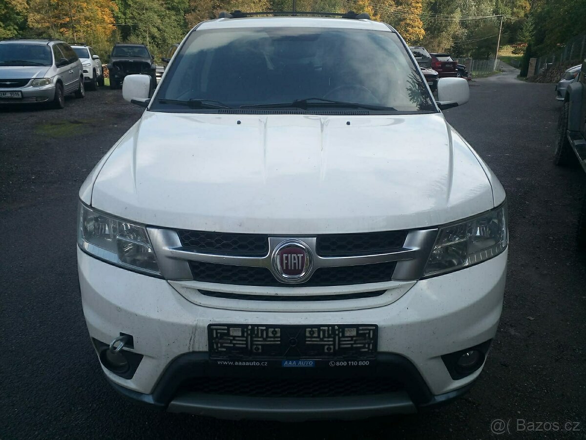Fiat freemont 2.0jtd 125kw 4x4 //Náhradní díly -