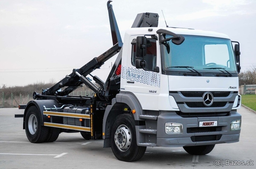 HÁKOVÝ NOSIČ KONTEJNERŮ HYDRAULICKÁ RUKA MERCEDES AXOR 1824