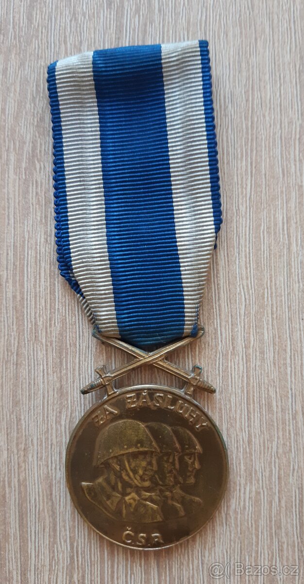 ČS. MEDAILE ZA ZÁSLUHY DRUHÉHO STUPNĚ