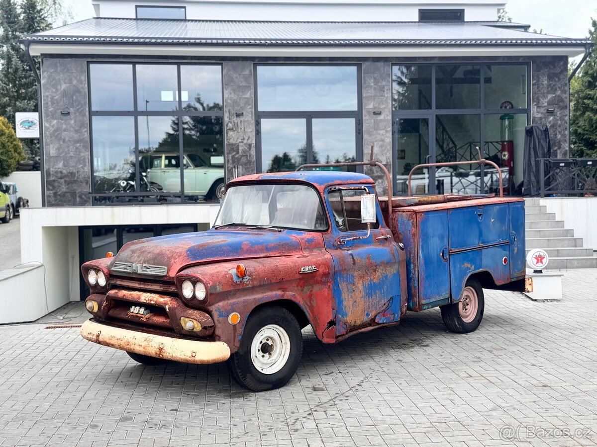 1959 GMC 100 bigwindow utility truck