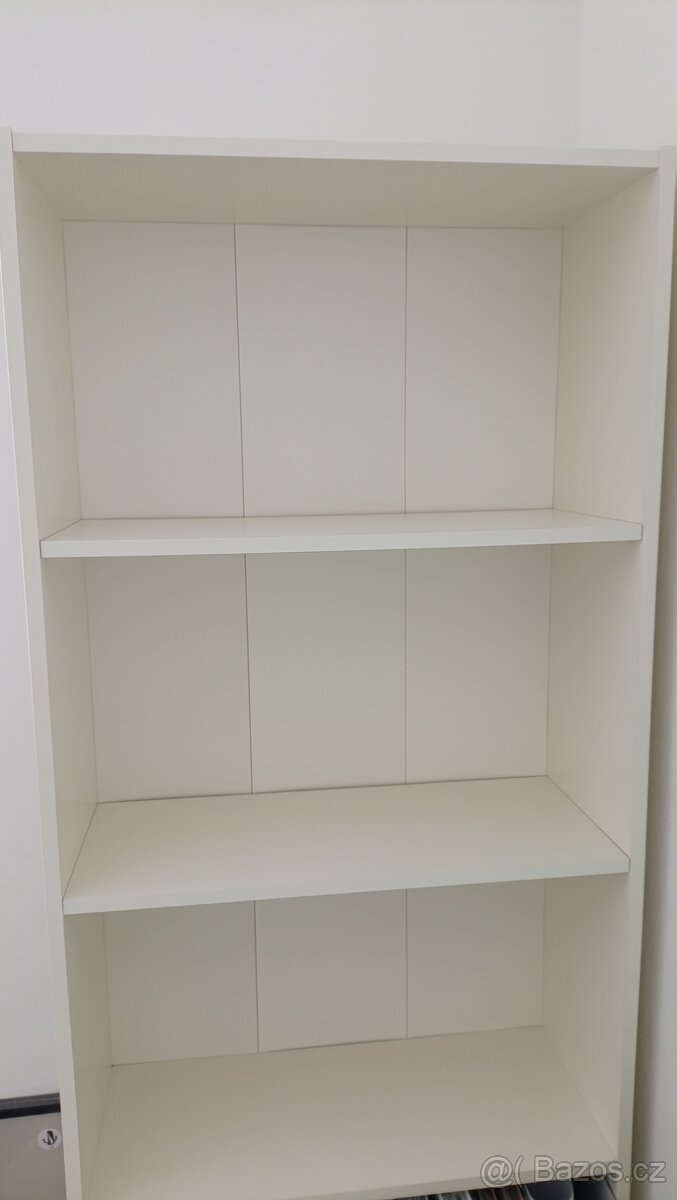 Knihovna IKEA Gersby