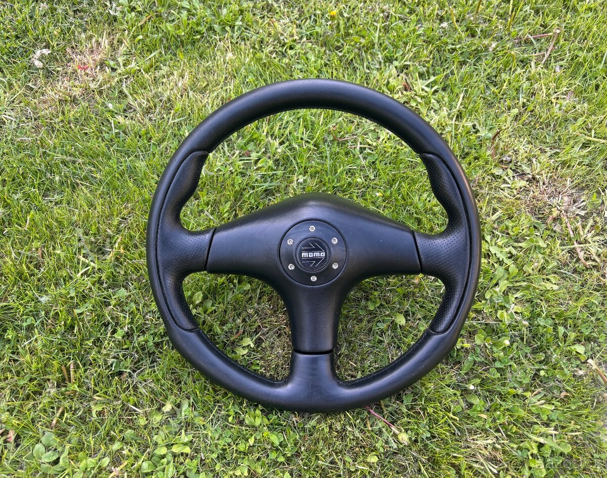 Volant Skoda Felicia Genua Momo FUN color line