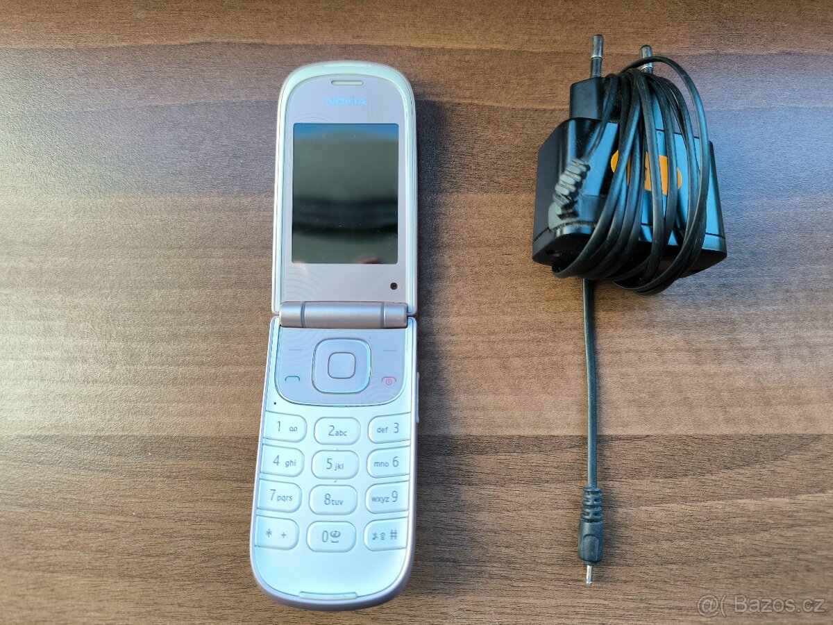 Tlačítkový MT Nokia 3710