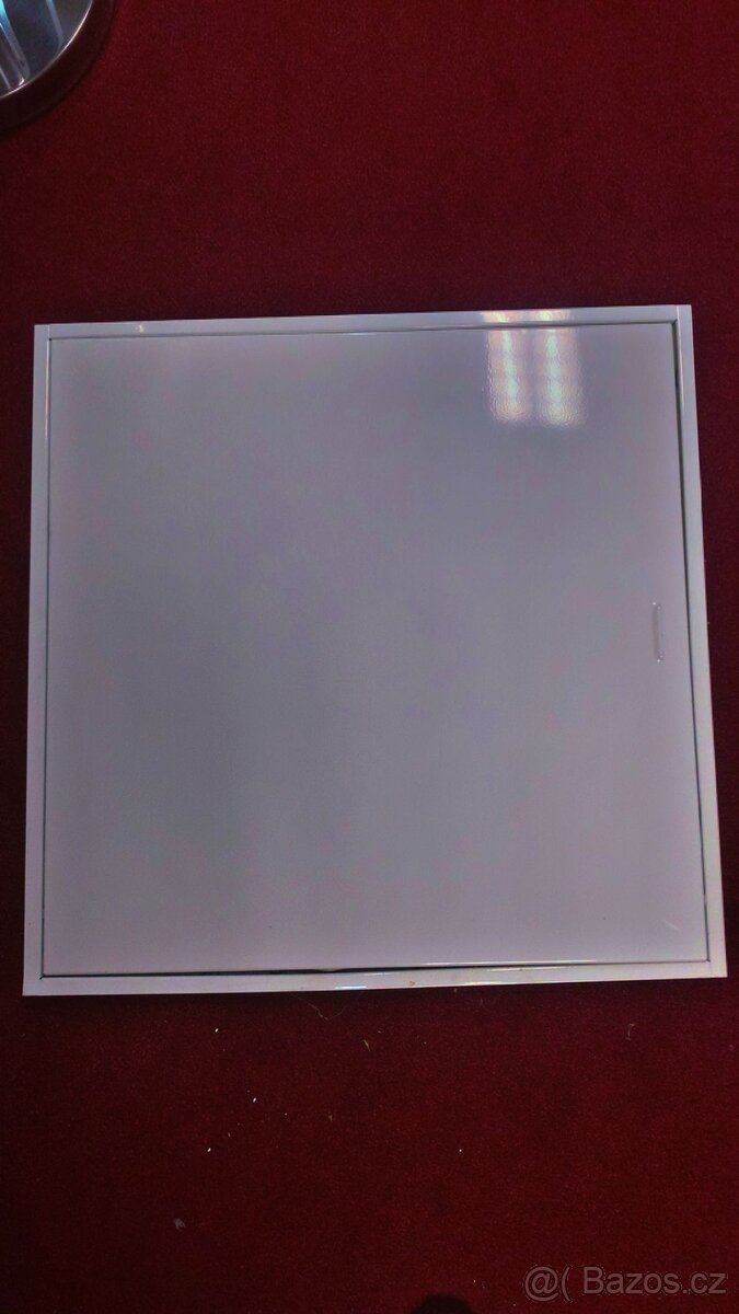 Plechová revizní dvířká 60x60 nová