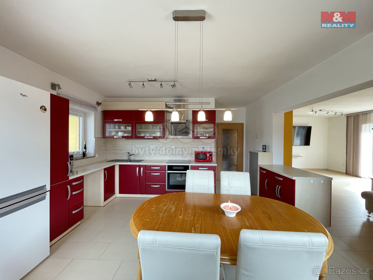 Prodej rodinného domu,168 m²,České Budějovice, ul. Holkovská