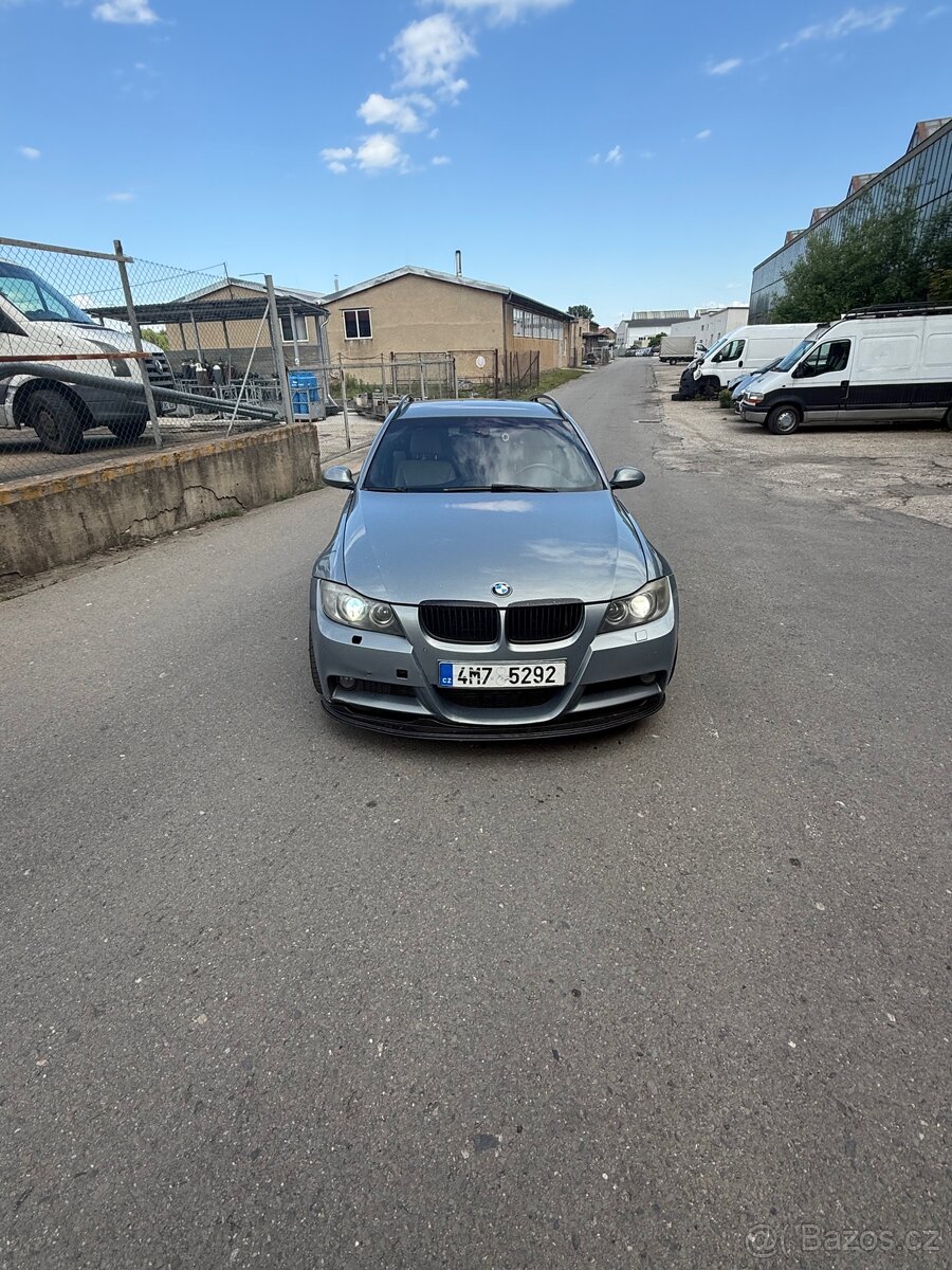BMW e91 330xd