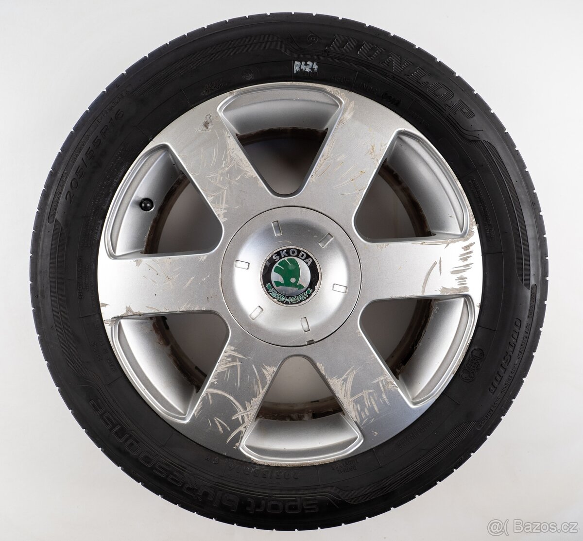 Škoda Octavia - Originání 16" alu kola - Letní pneu