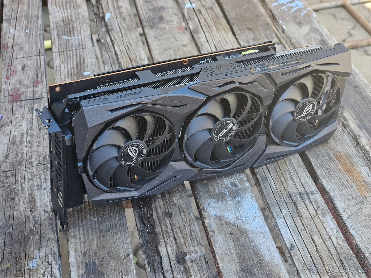 ASUS ROG STRIX RX 5700 XT 8 GB