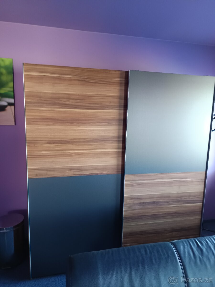 Prodám skříň posuvné dveře