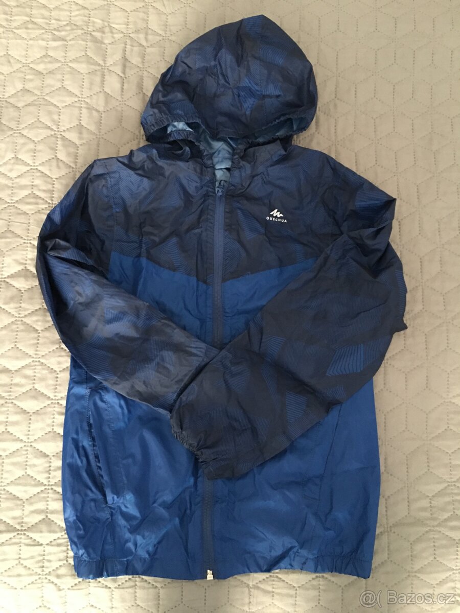 Nepromokavá bunda Quechua vel. 141-150