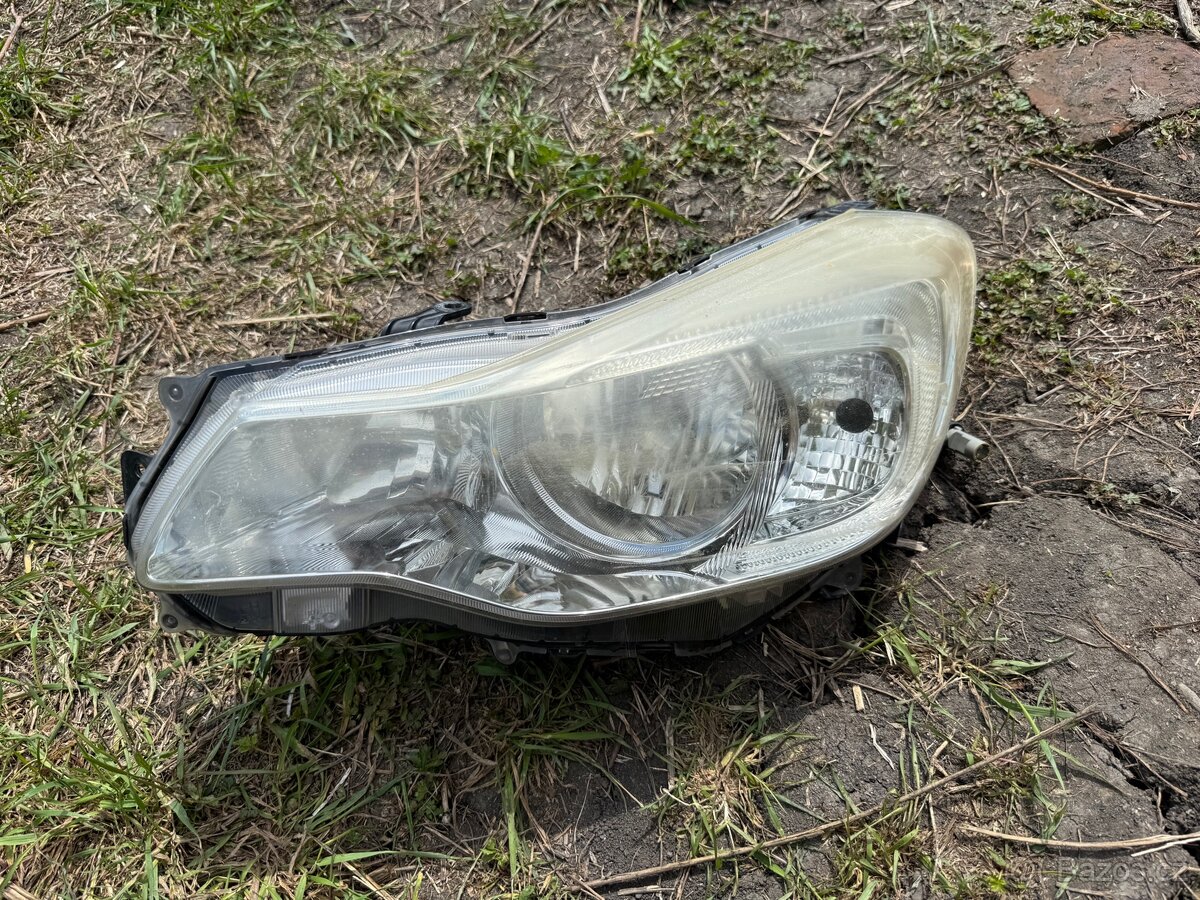 Levé Světlo Subaru XV 2012
