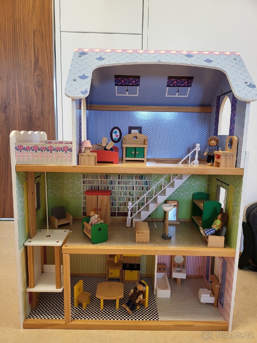 Playtive domeček pro panenky s vybavením