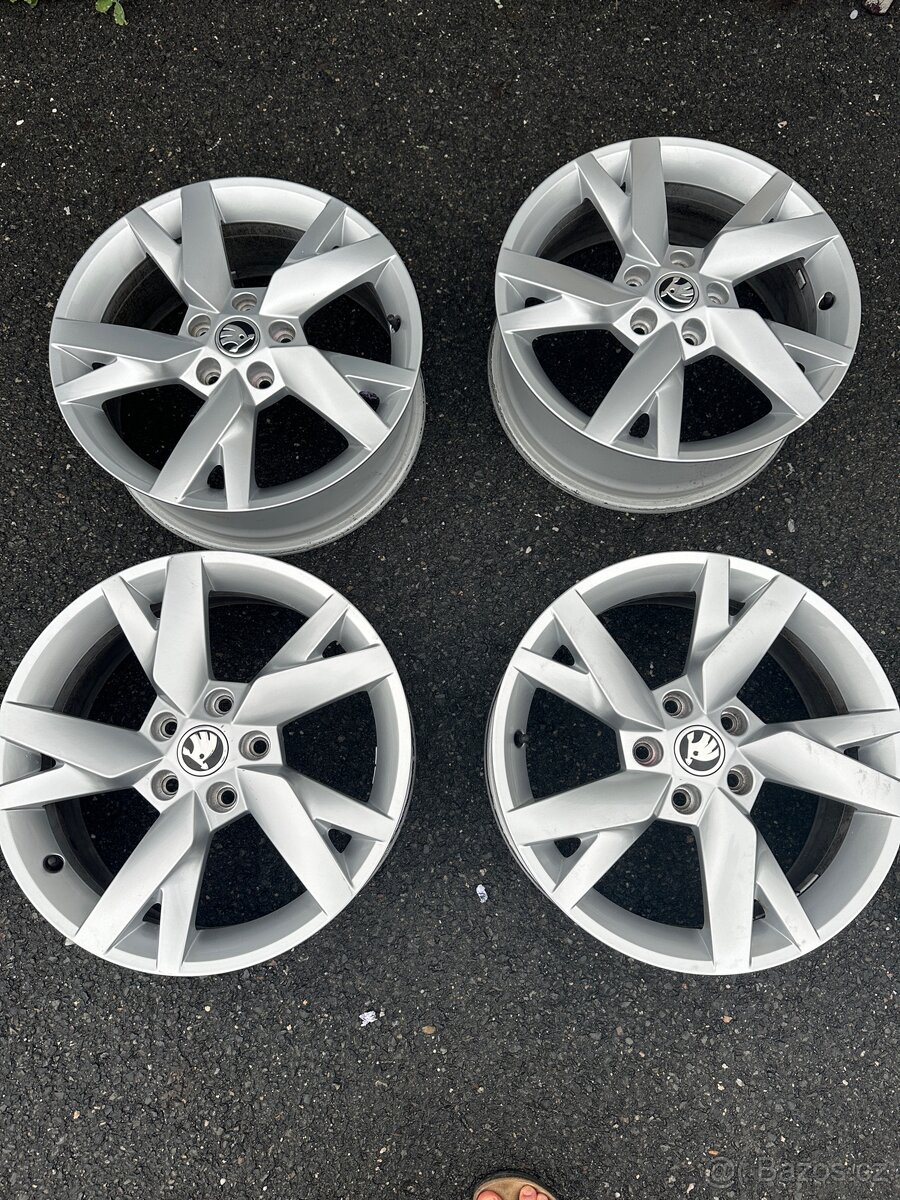 ALU kola 5X112 OCTAVIA IV LYRA 6.5J ET46