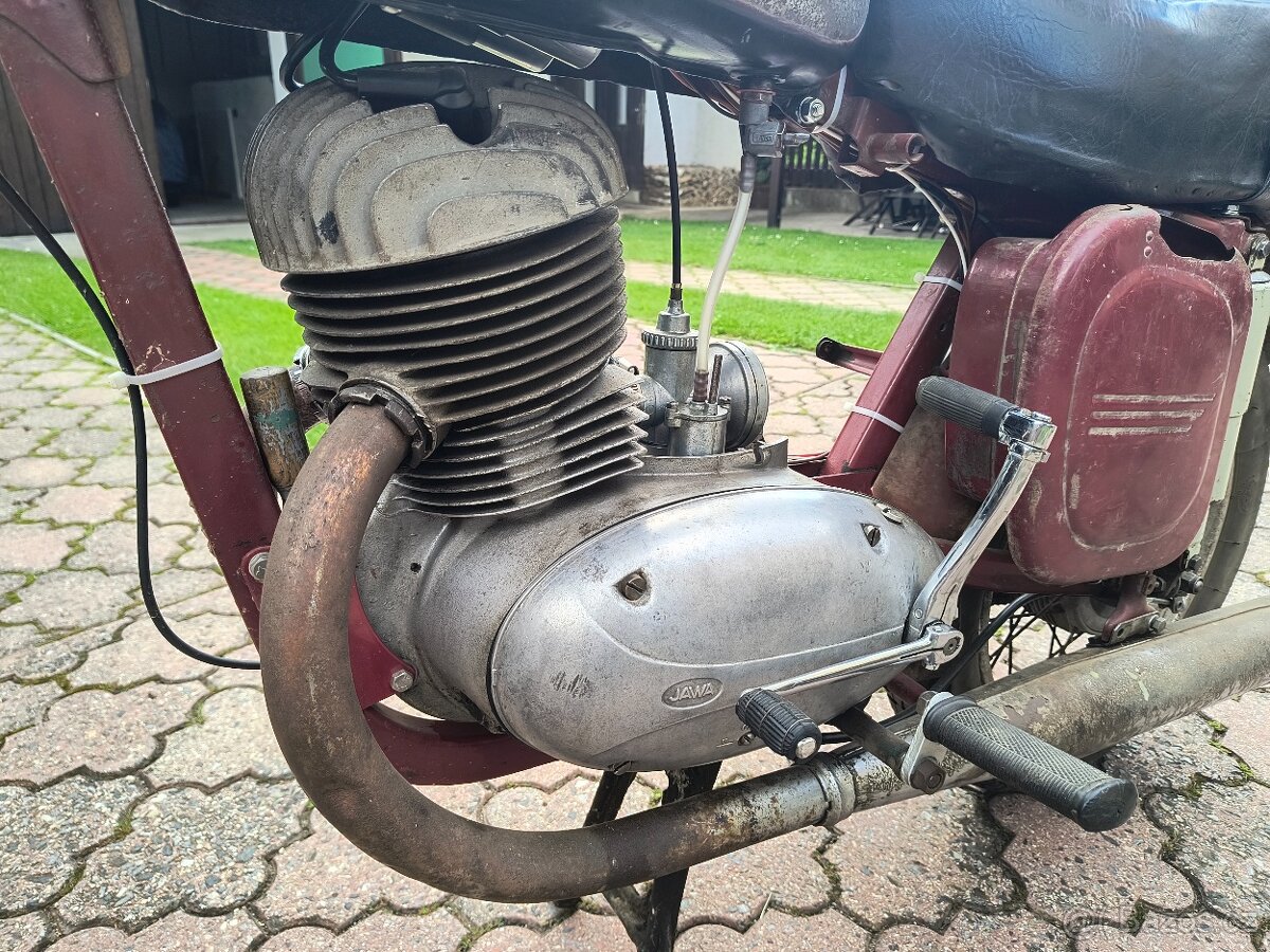 Jawa 250/553 Libeňák