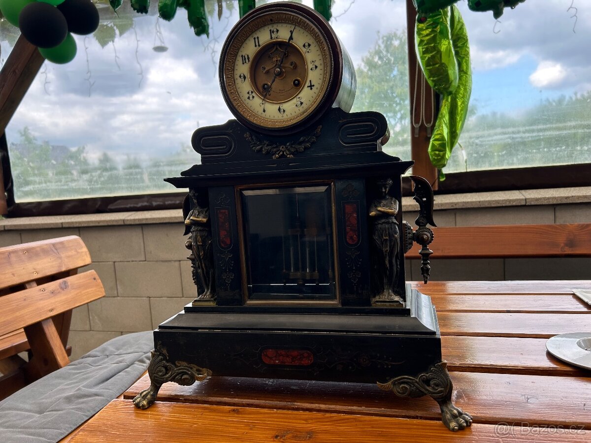 Staré hodiny stolní, starožitnosti,hodiny