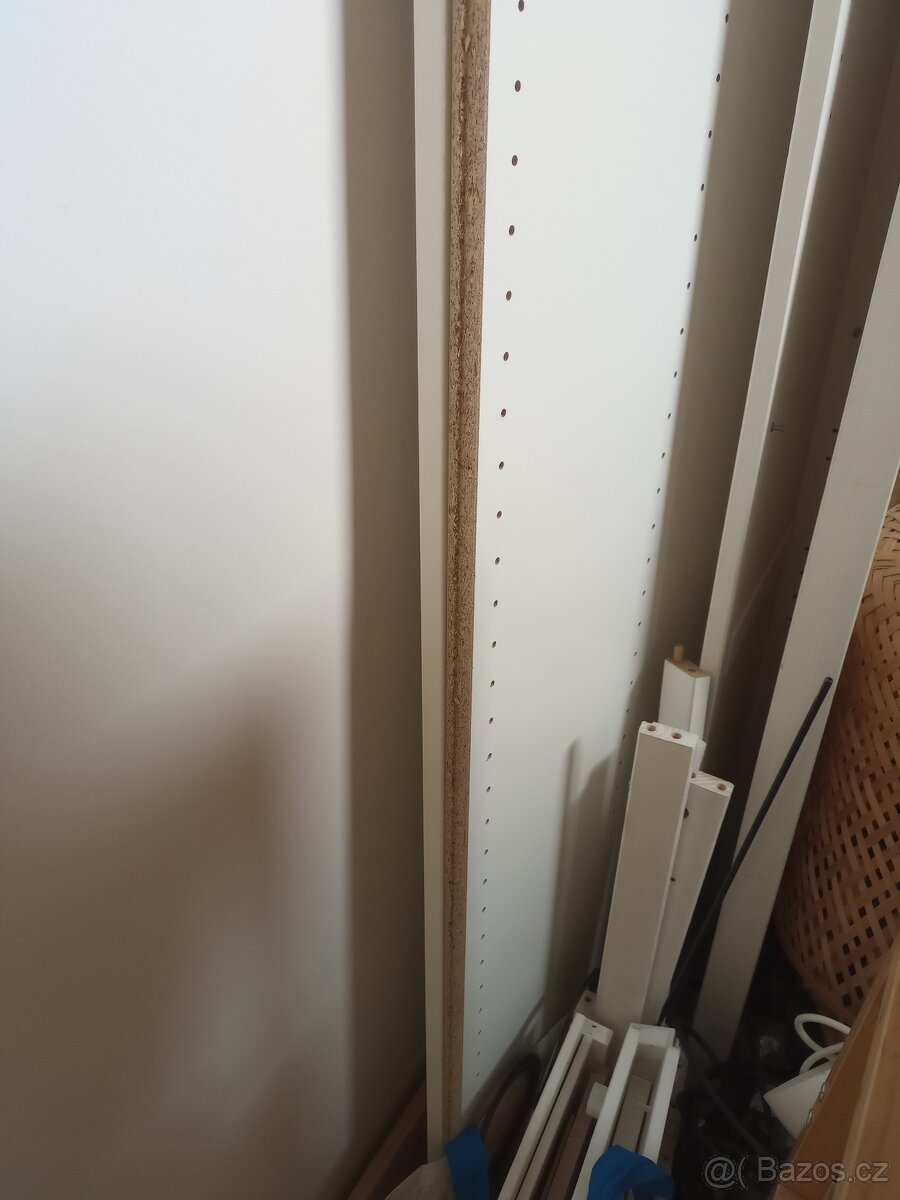Rám skříně IKEA PAX