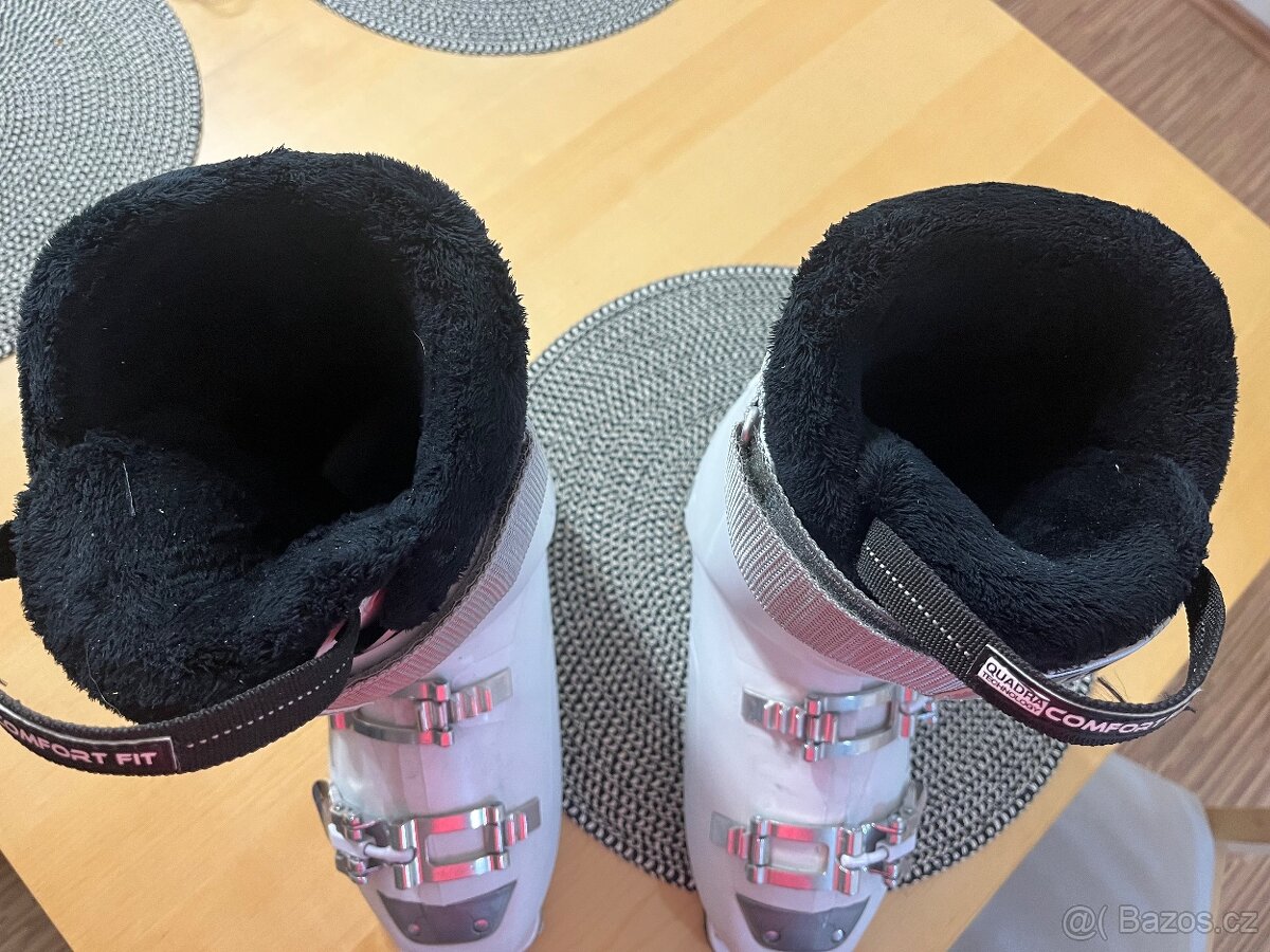 Dámské lyže a boty