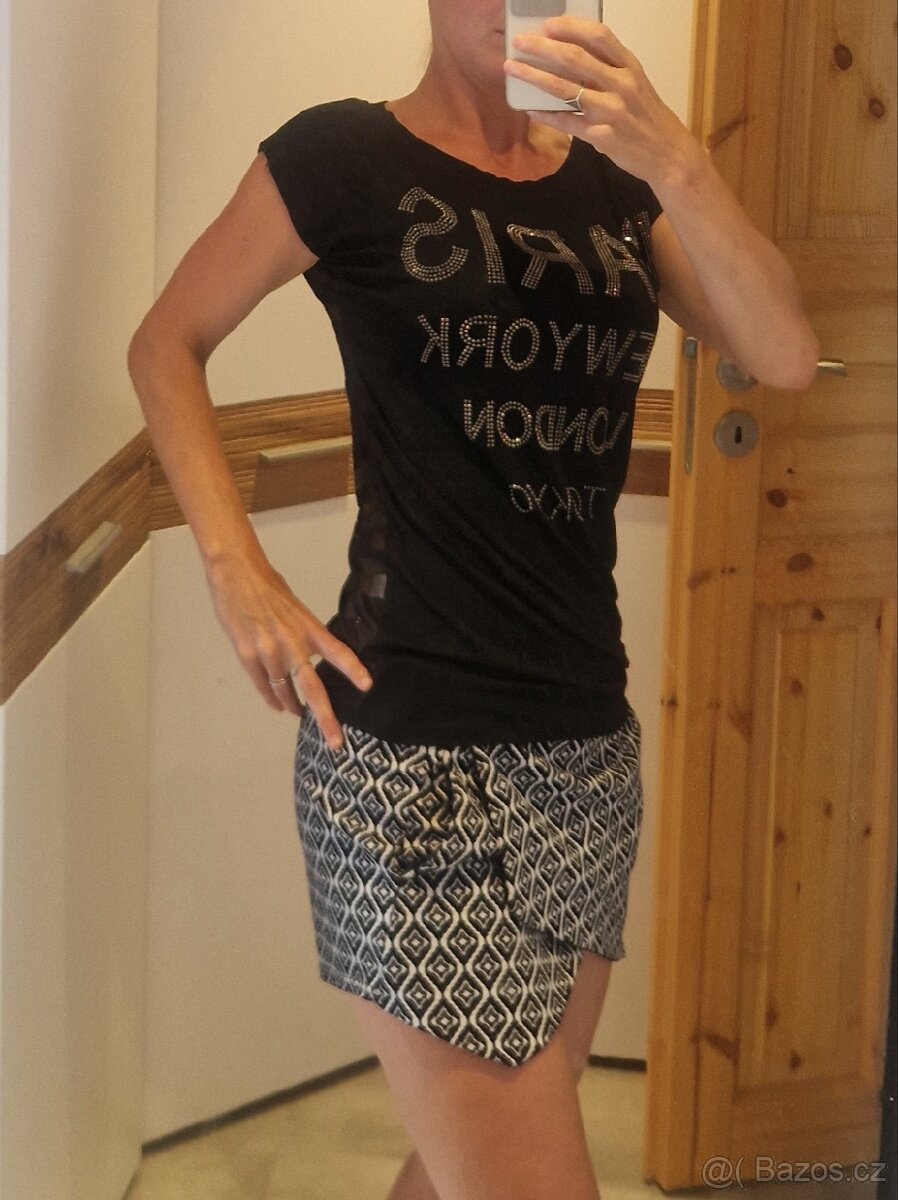 Nové dámské tričko černé průsvitné vel S až M s flitry