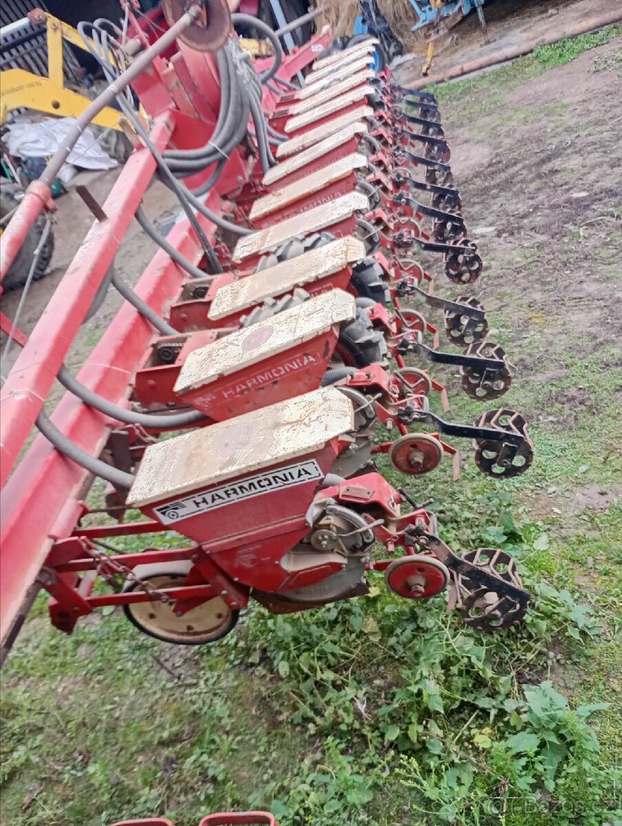 Přesný secí stroj Harmonia