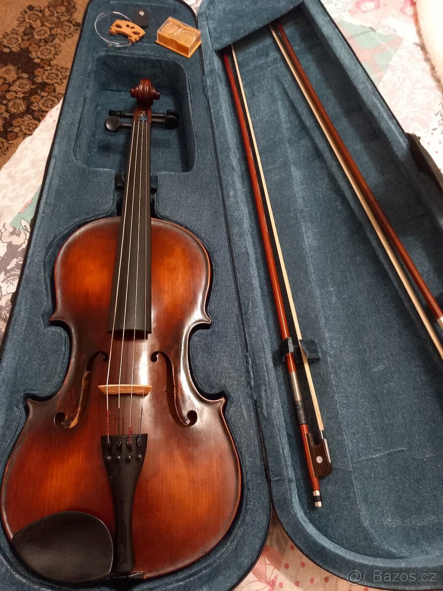 Prodam,starou,violu