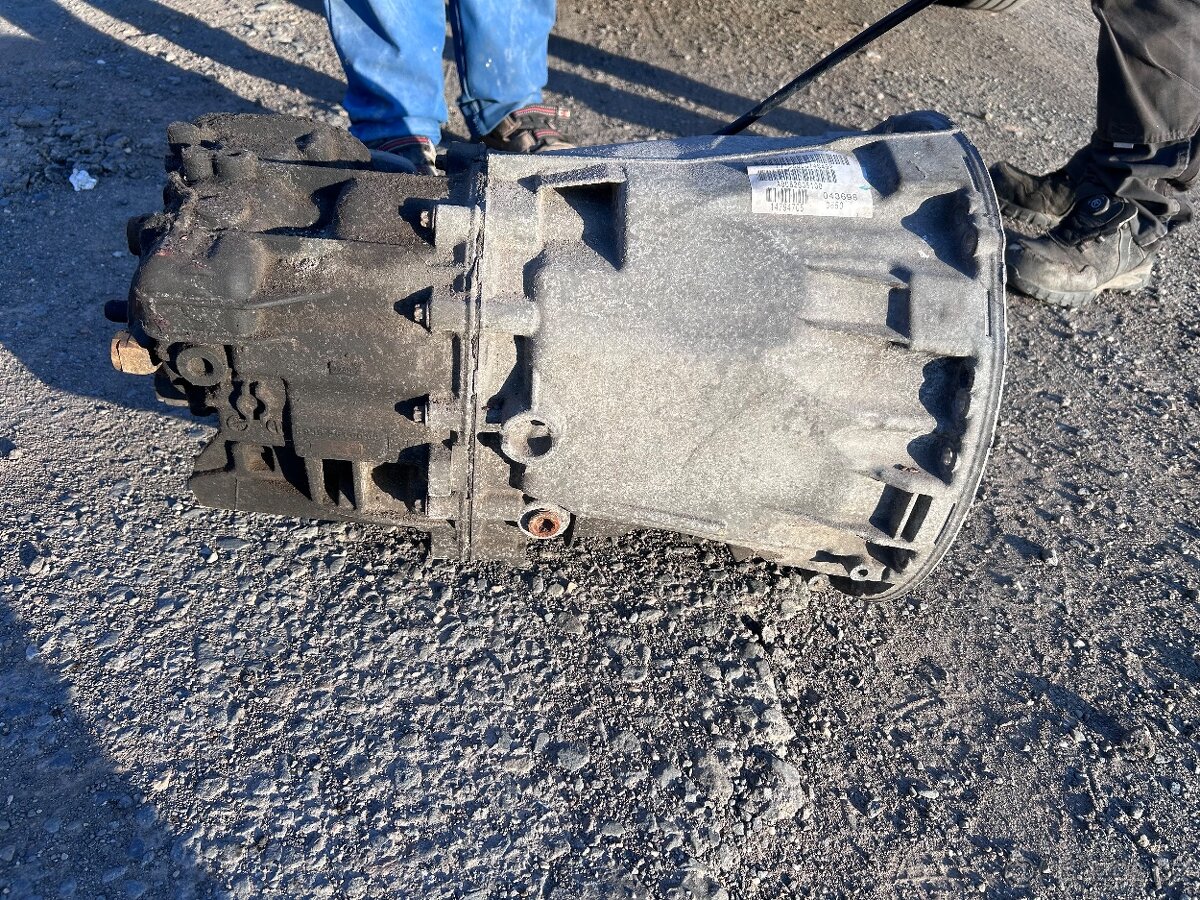 Mercedes Benz sprinter převodovka man. 6q funkční