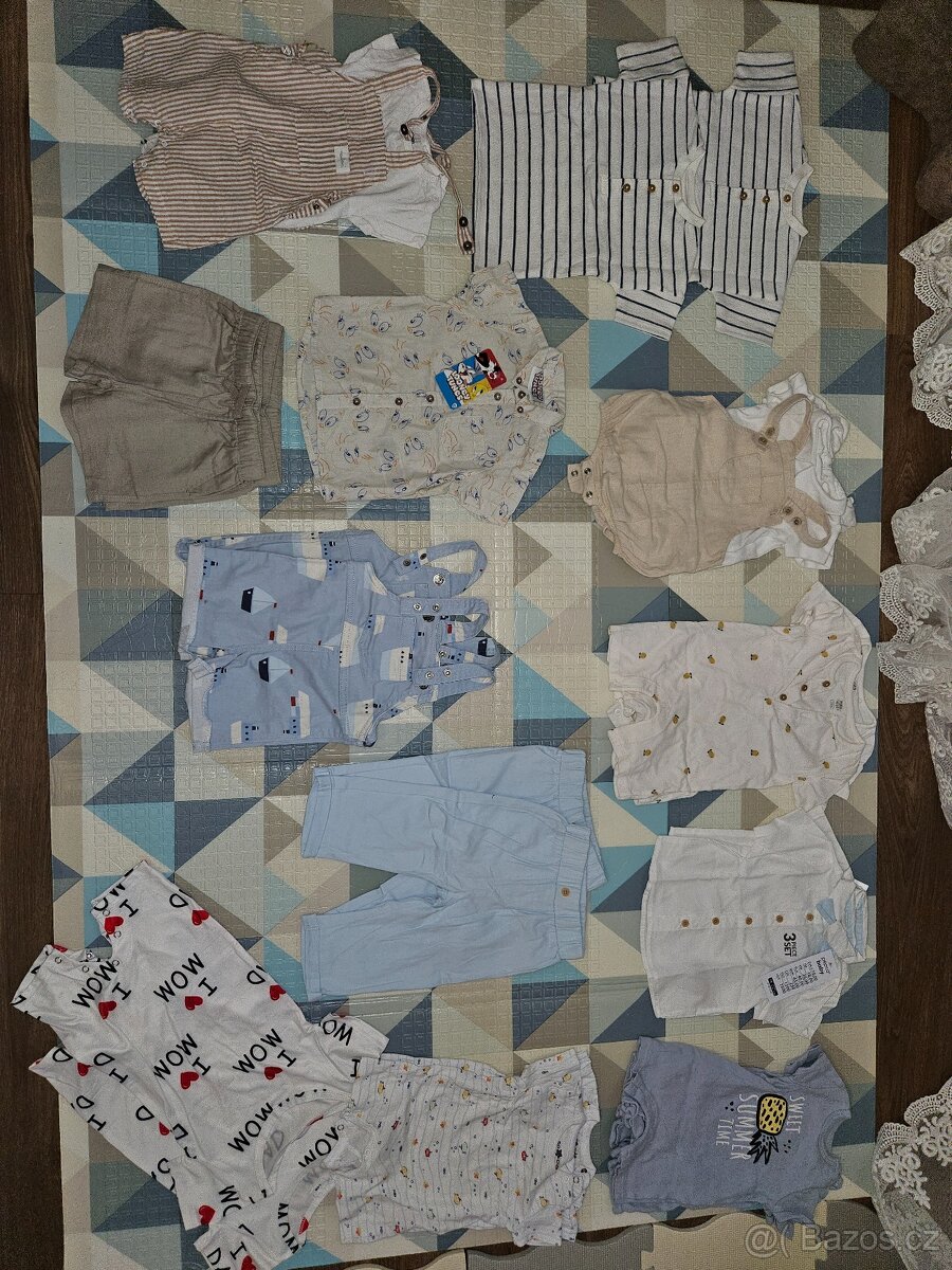 Letní set oblečení pro dvojčata