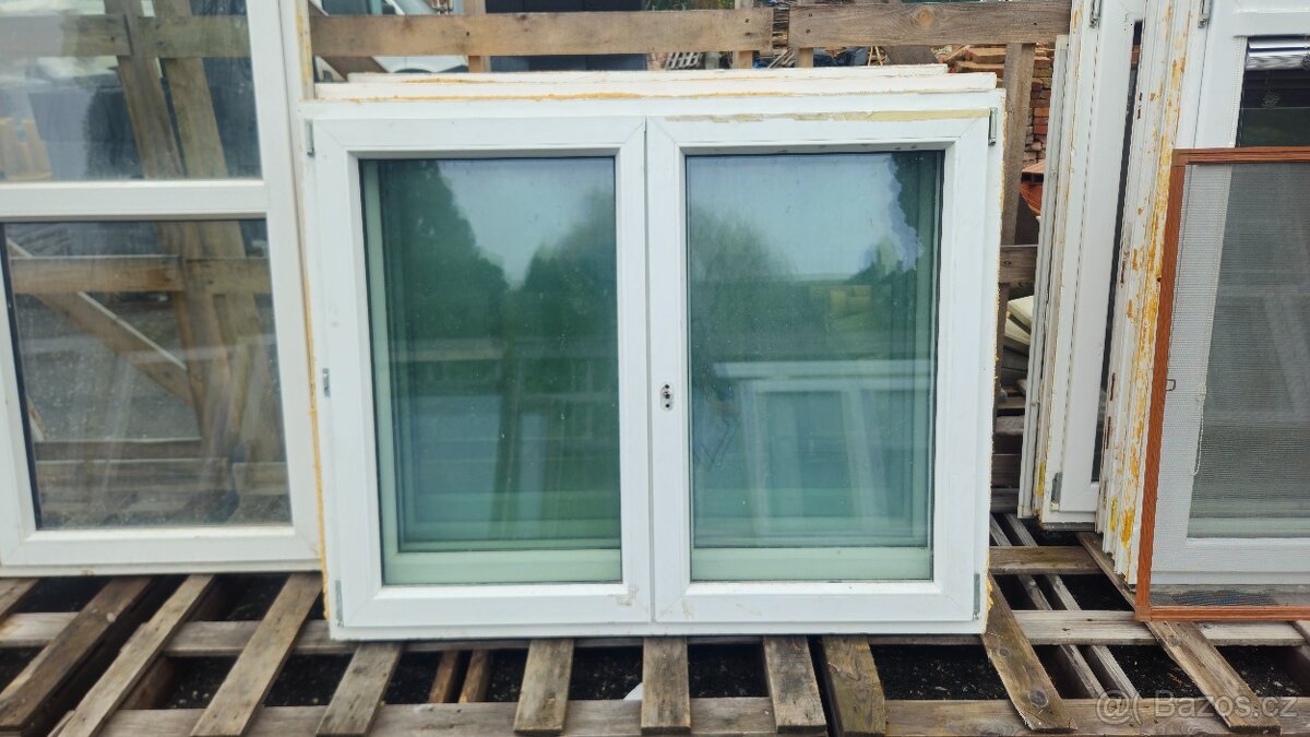 Okno PVC - 15000x1200 mm - STARŠÍ - 5 KS
