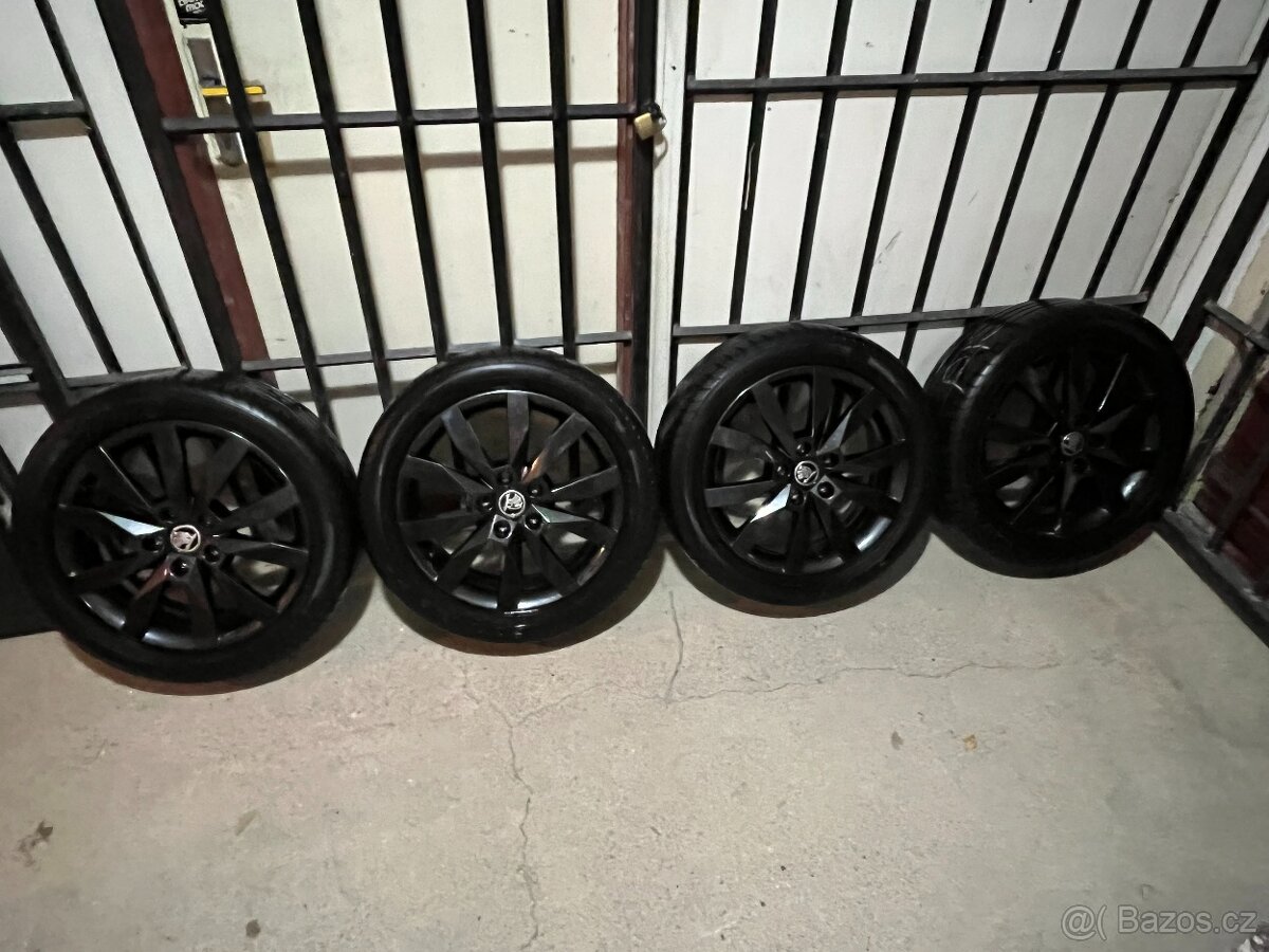 Letní kola a pneumatiky Škoda Octavia 3