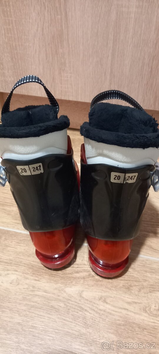 Dětské lyže DYNAMIC 110 + Lyžáky Salomon 20/20,5