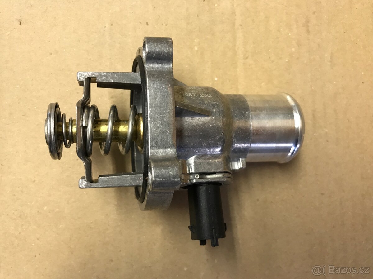 Termostat, chladivo MAGNETI MARELLI 352317101700