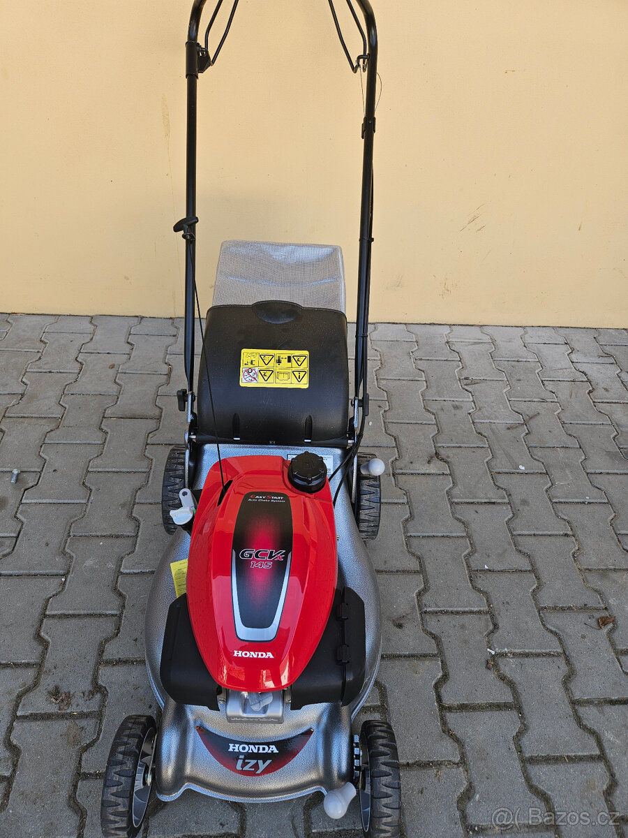 Motorová travní sekačka Honda HRG 466 SKEP
