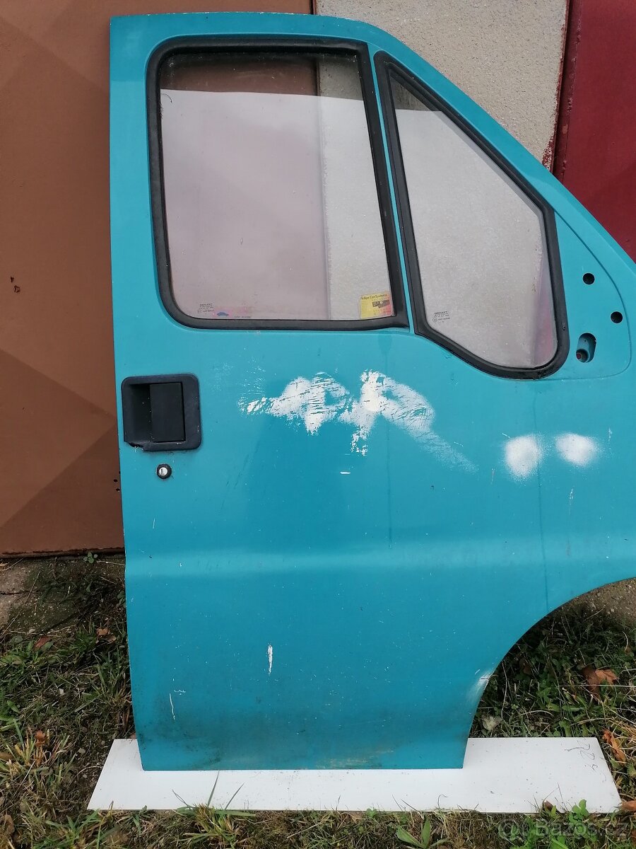 PEUGEOT Boxer I.- pravé přední dveře dveře (1997)