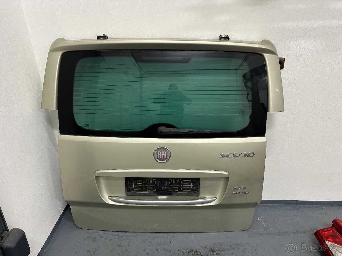 Fiat Scudo víko kufru a zadní nárazník