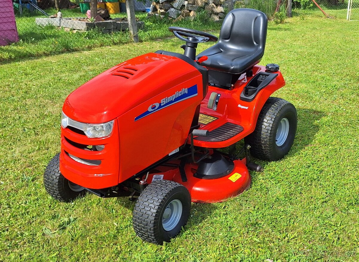 Zahradní traktor Simplicity