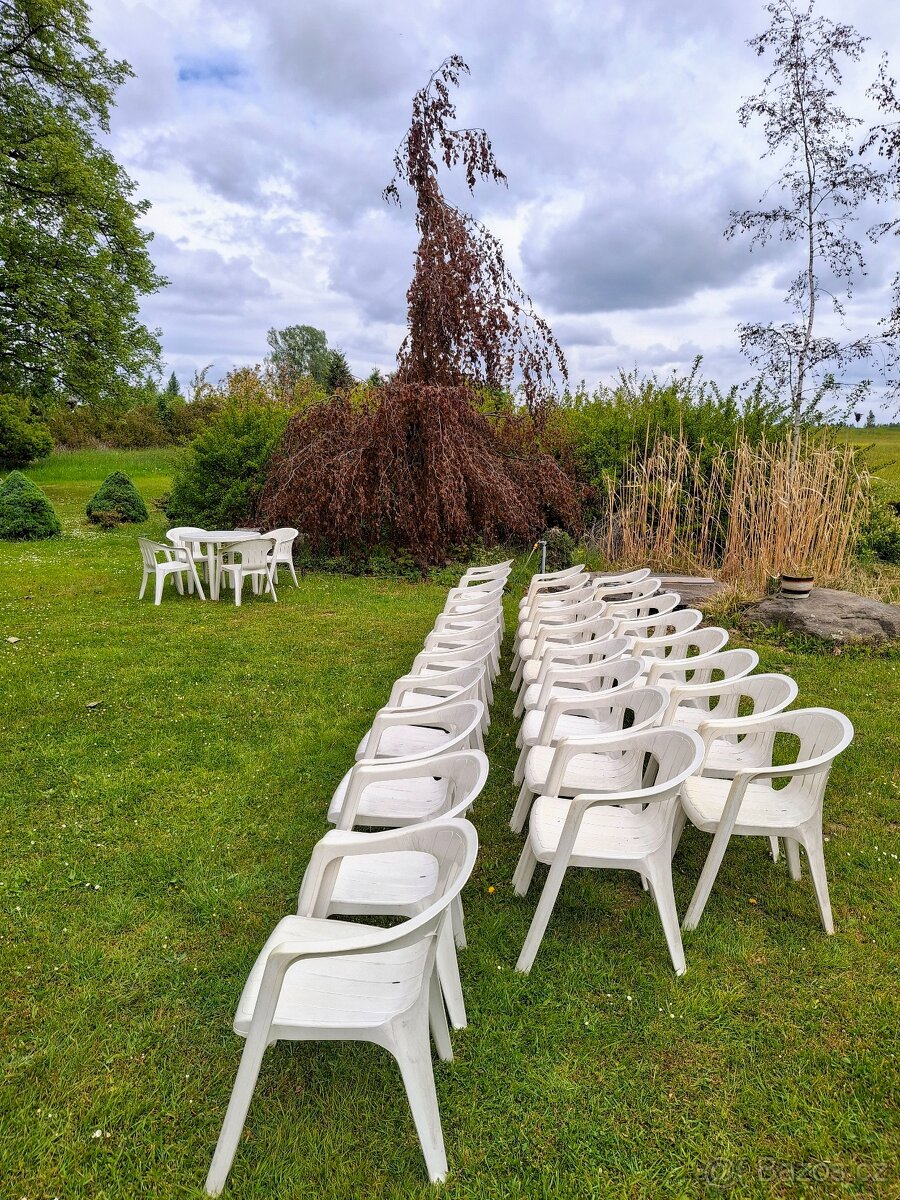Plast židle, křesla, více ks